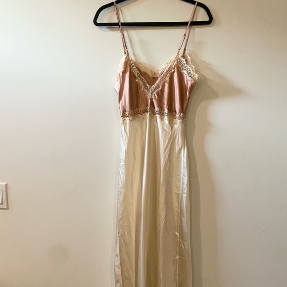 Ginia Naomi slip dress size small NWT! - Picture 4 of 8
